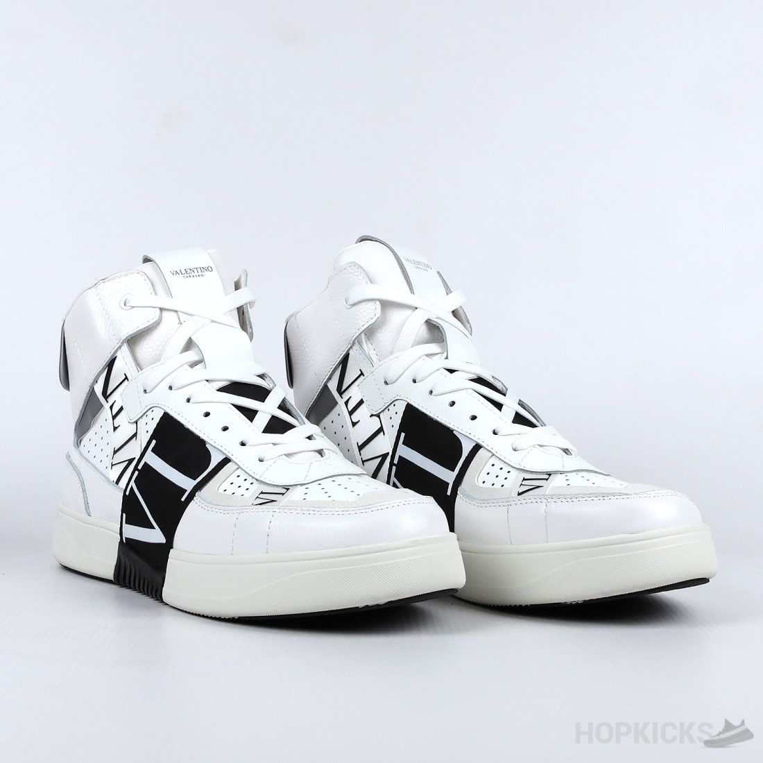 VIP【関税送料無料】希少 VALENTINO GARAVANI LEATHER SNEAKERS VIP【関税送料無料】希少 VALENTINO GARAVANI LEATHER SNEAKERS